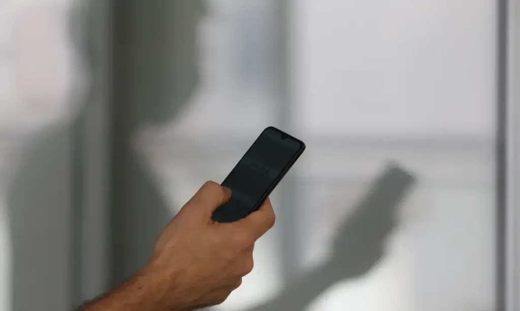 uso de smartphone e celular050720211239